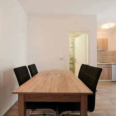 Апартаменты Cutan *