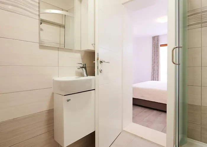 Cutan * Трогир